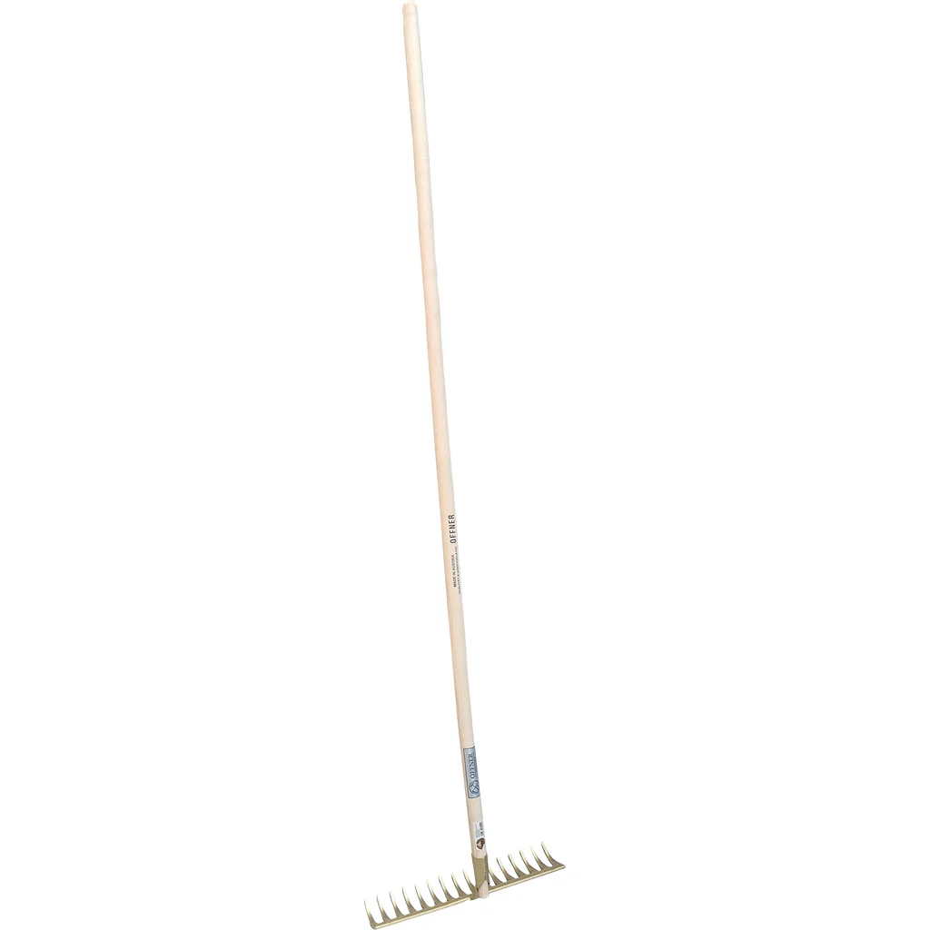 Offner Gartenrechen mit Stiel