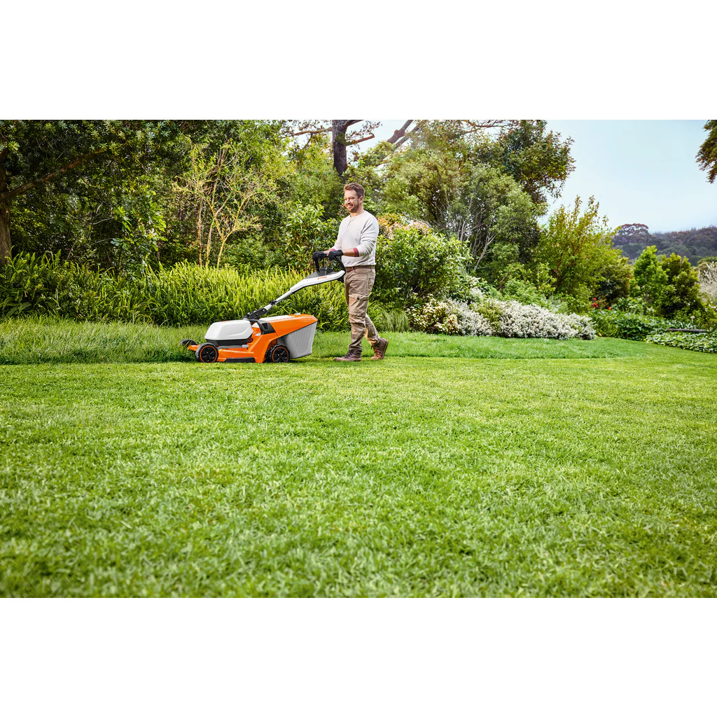 Stihl Akku-Rasenmäher RMA 448 PV / ohne Akku und Ladegerät - Image 4